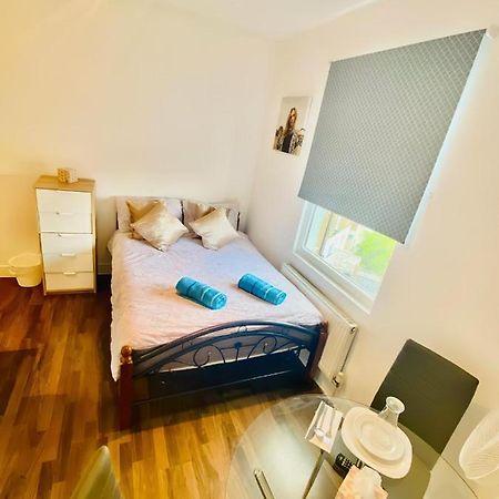 One Bed Studio Flat In Central London Apartment Ngoại thất bức ảnh
